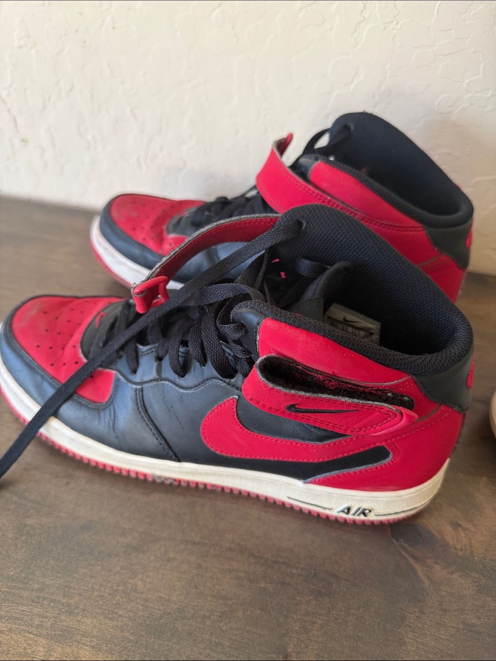 Nike Black and Red Mid-Top Sneakers with Strap